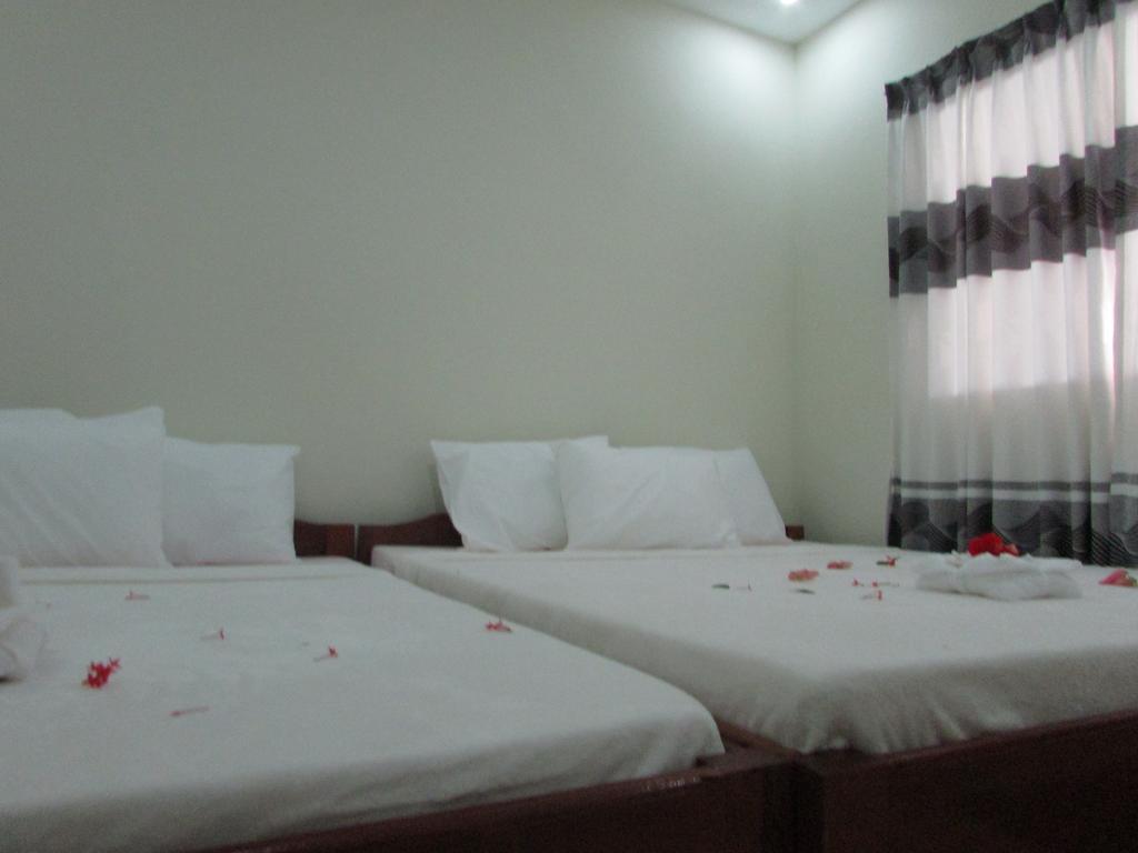 סיהאנוקוויל Manita Anna Guesthouse Jullyanna Before מראה חיצוני תמונה