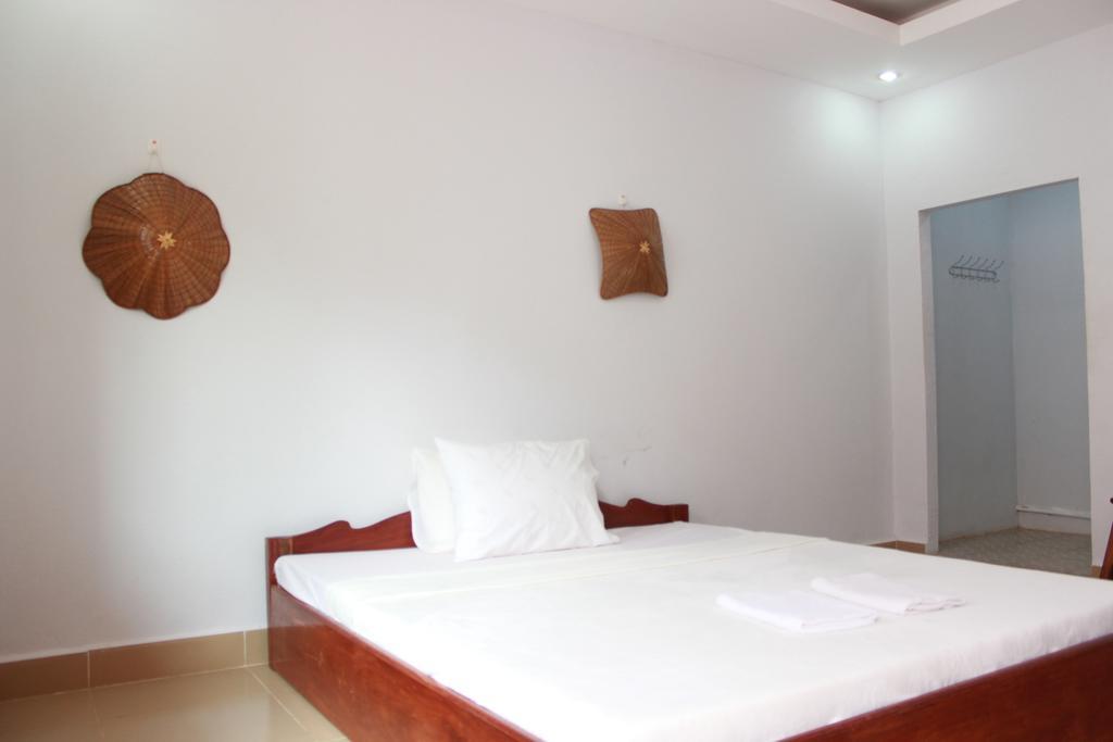 סיהאנוקוויל Manita Anna Guesthouse Jullyanna Before מראה חיצוני תמונה