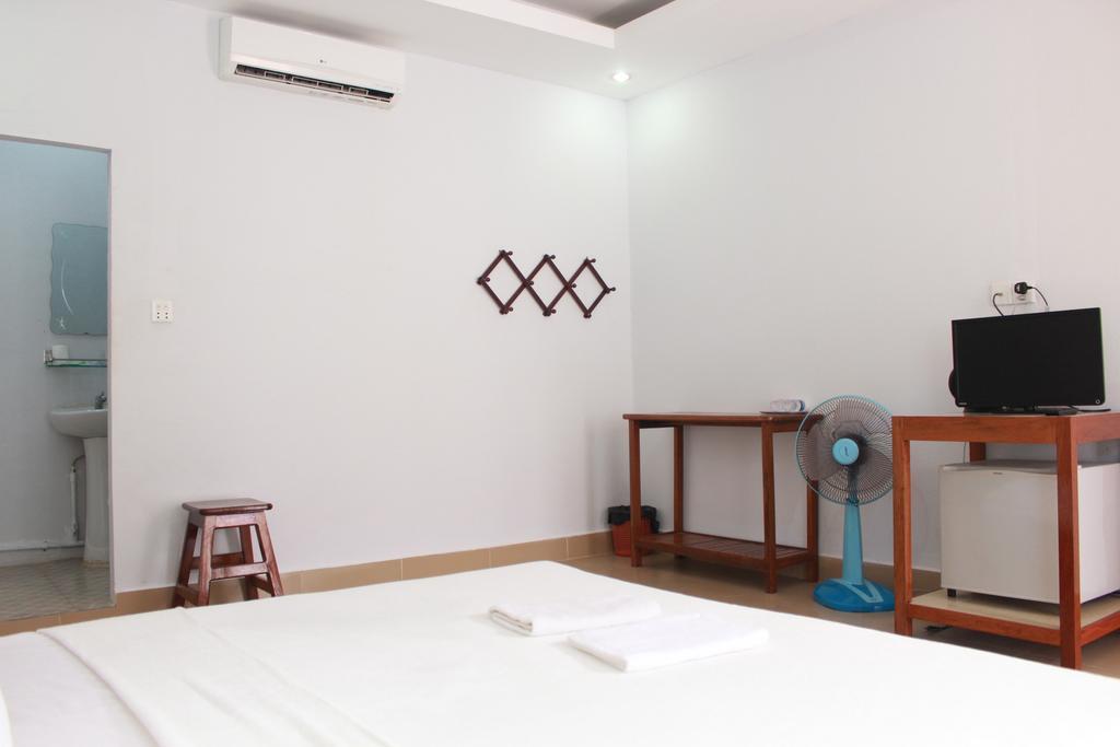 סיהאנוקוויל Manita Anna Guesthouse Jullyanna Before מראה חיצוני תמונה