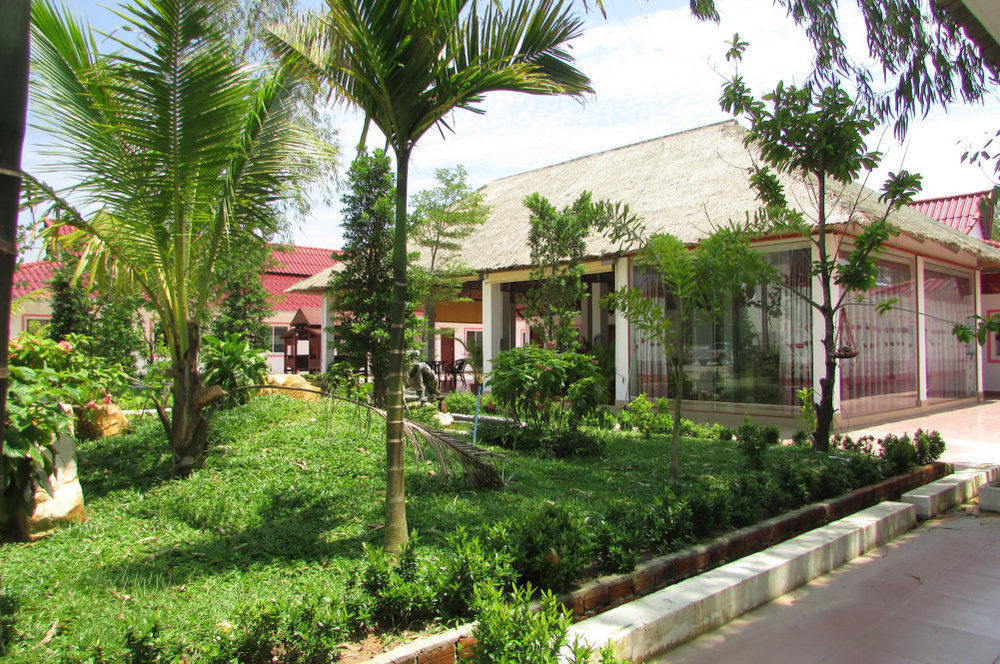 סיהאנוקוויל Manita Anna Guesthouse Jullyanna Before מראה חיצוני תמונה
